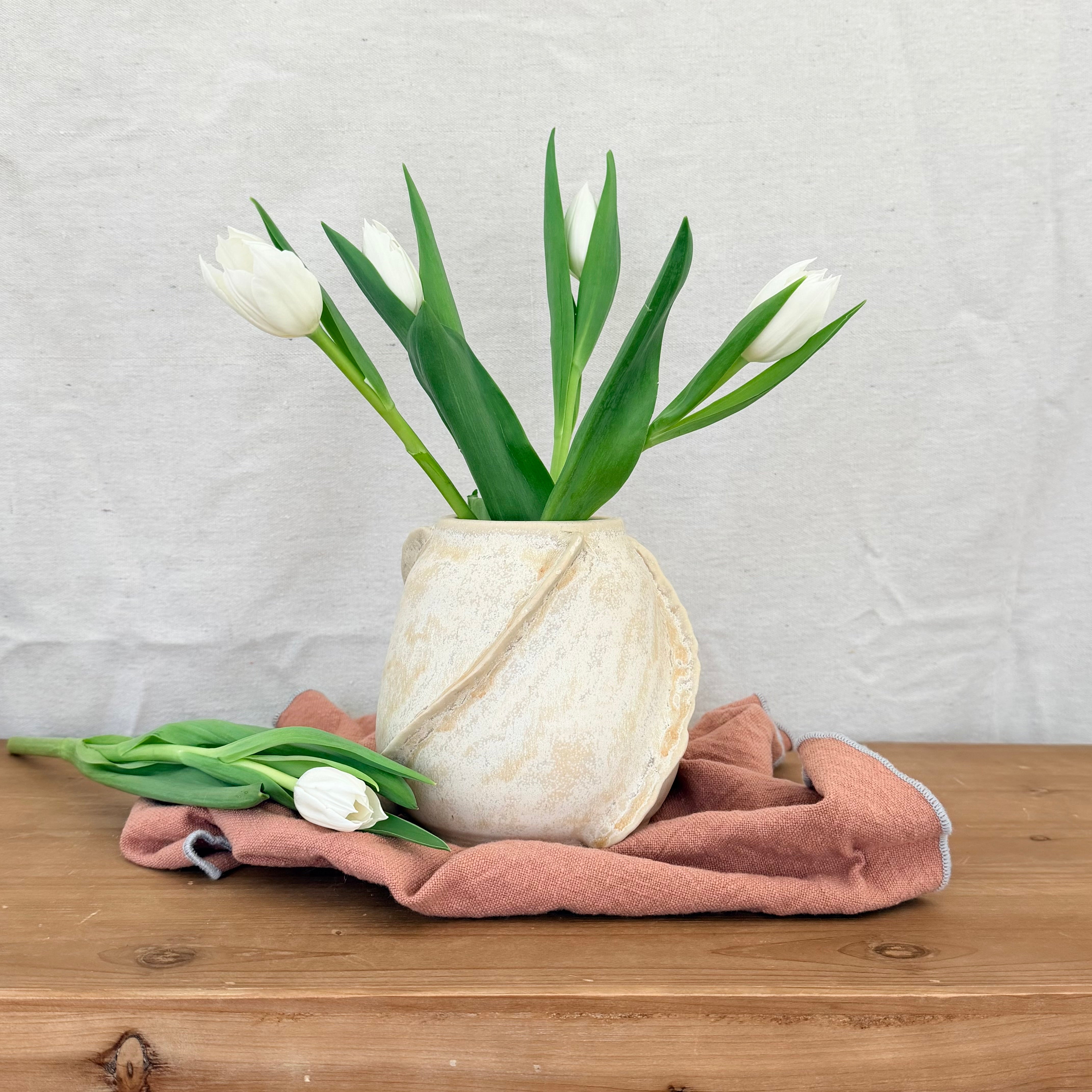 Vase - Sandstone