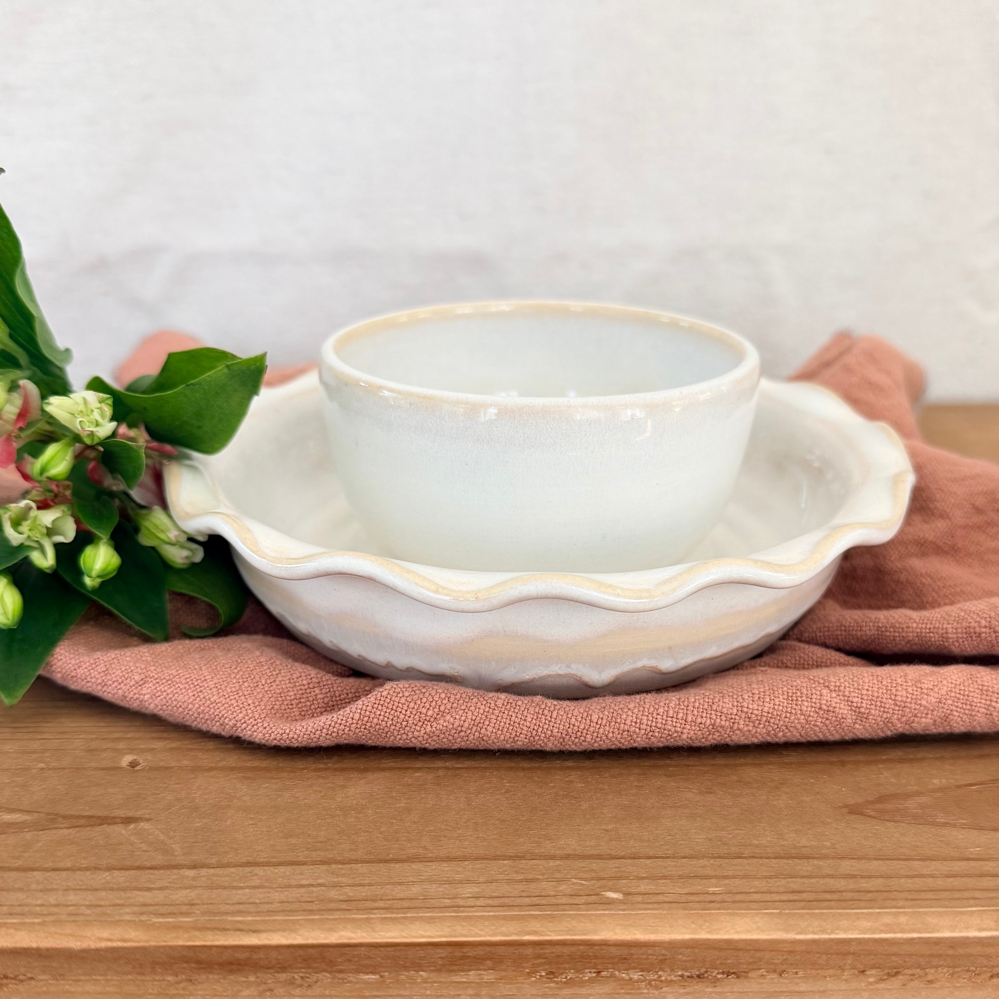Pistachio Dish - Linen