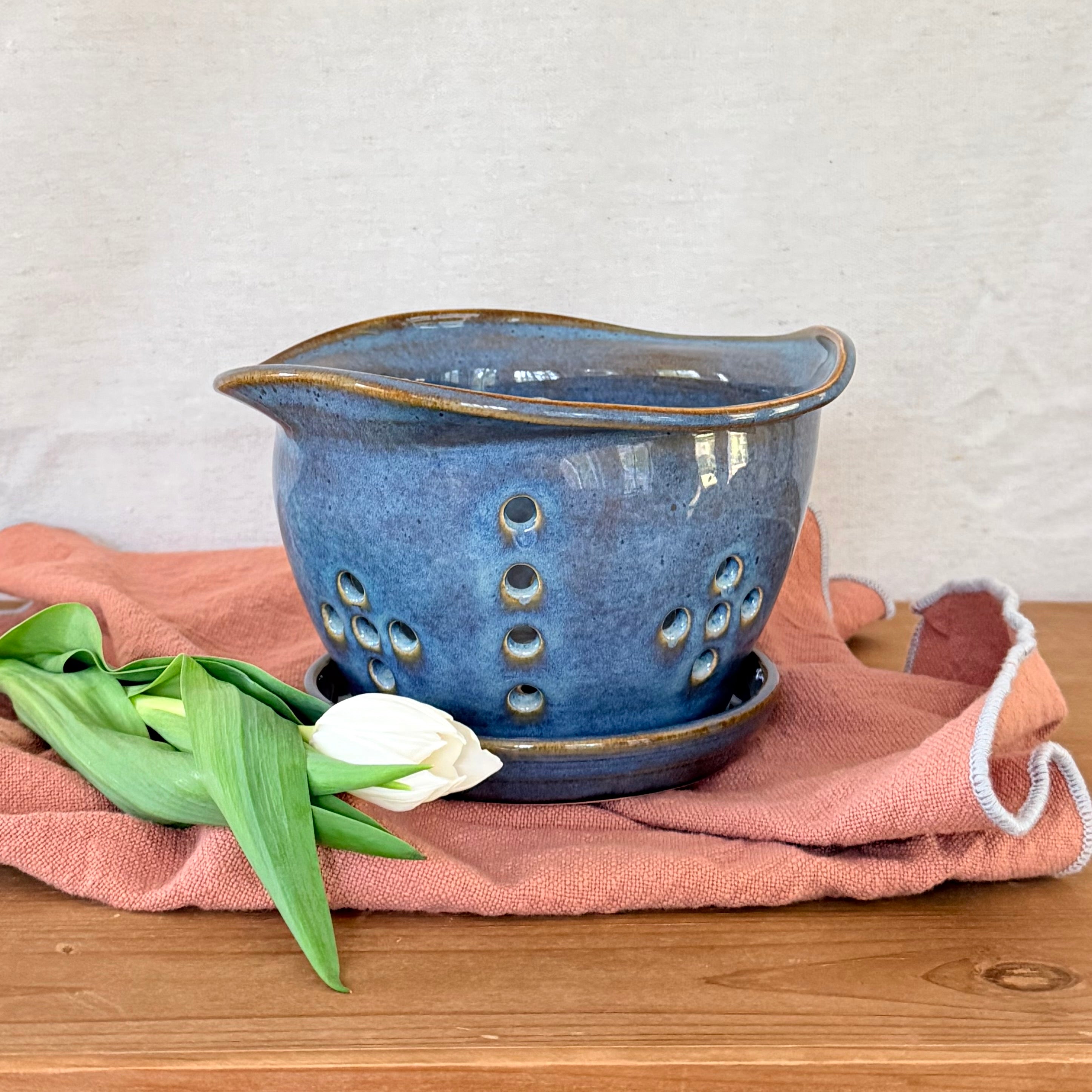 Berry Bowl with Drip Dish - Sea Blue