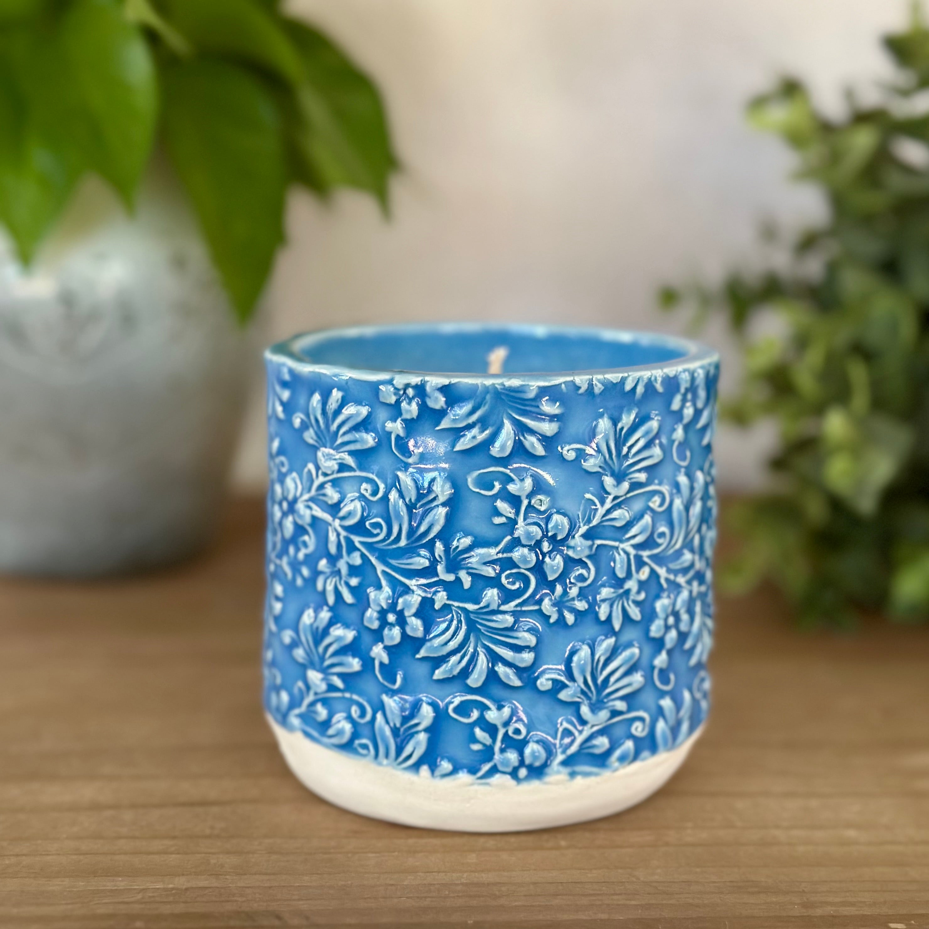 Heart Warmers Candle - Flower Garden: Blue Sky, 10 oz