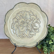 Scallop Plate 10” : Antique White
