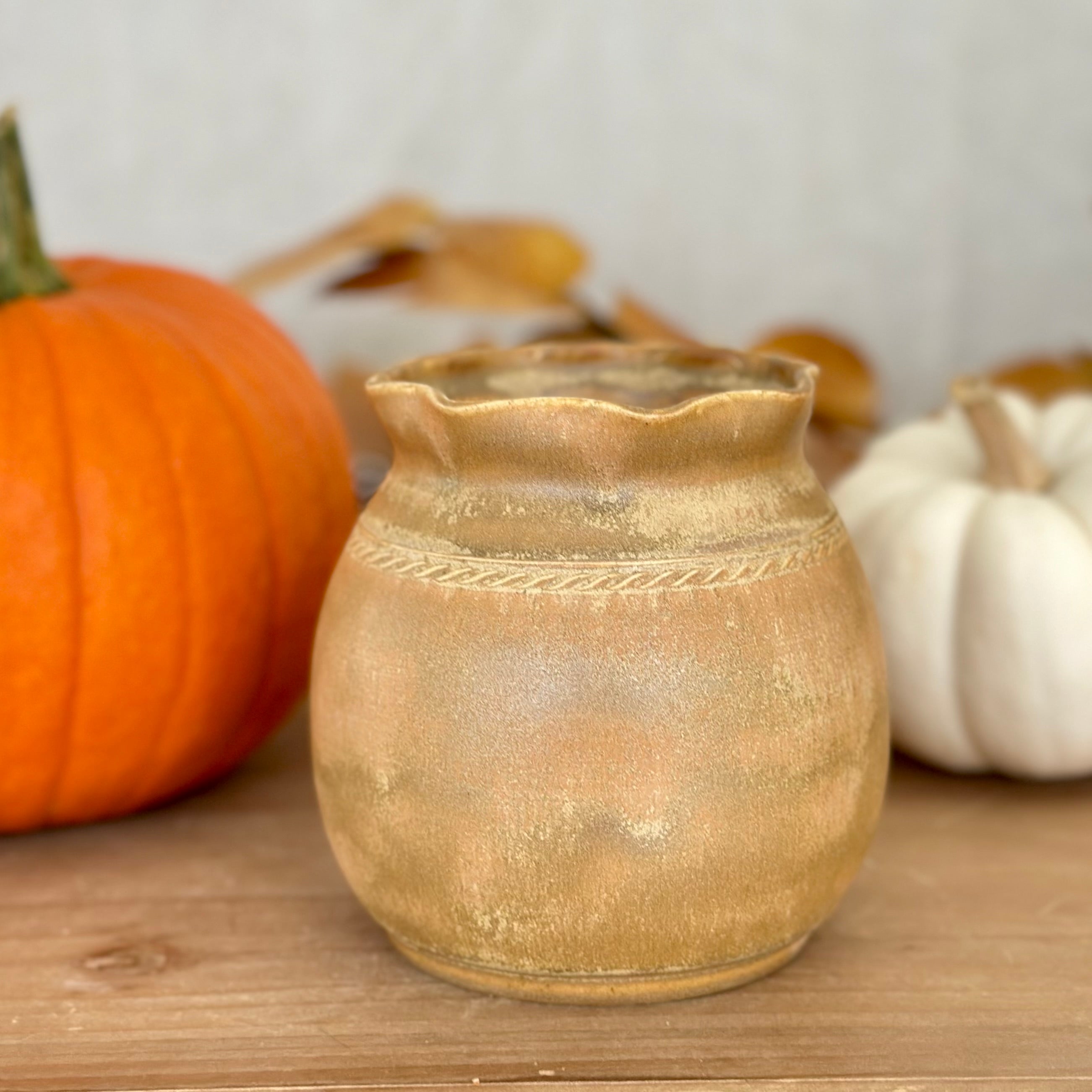Vase (Round): Golden Harvest