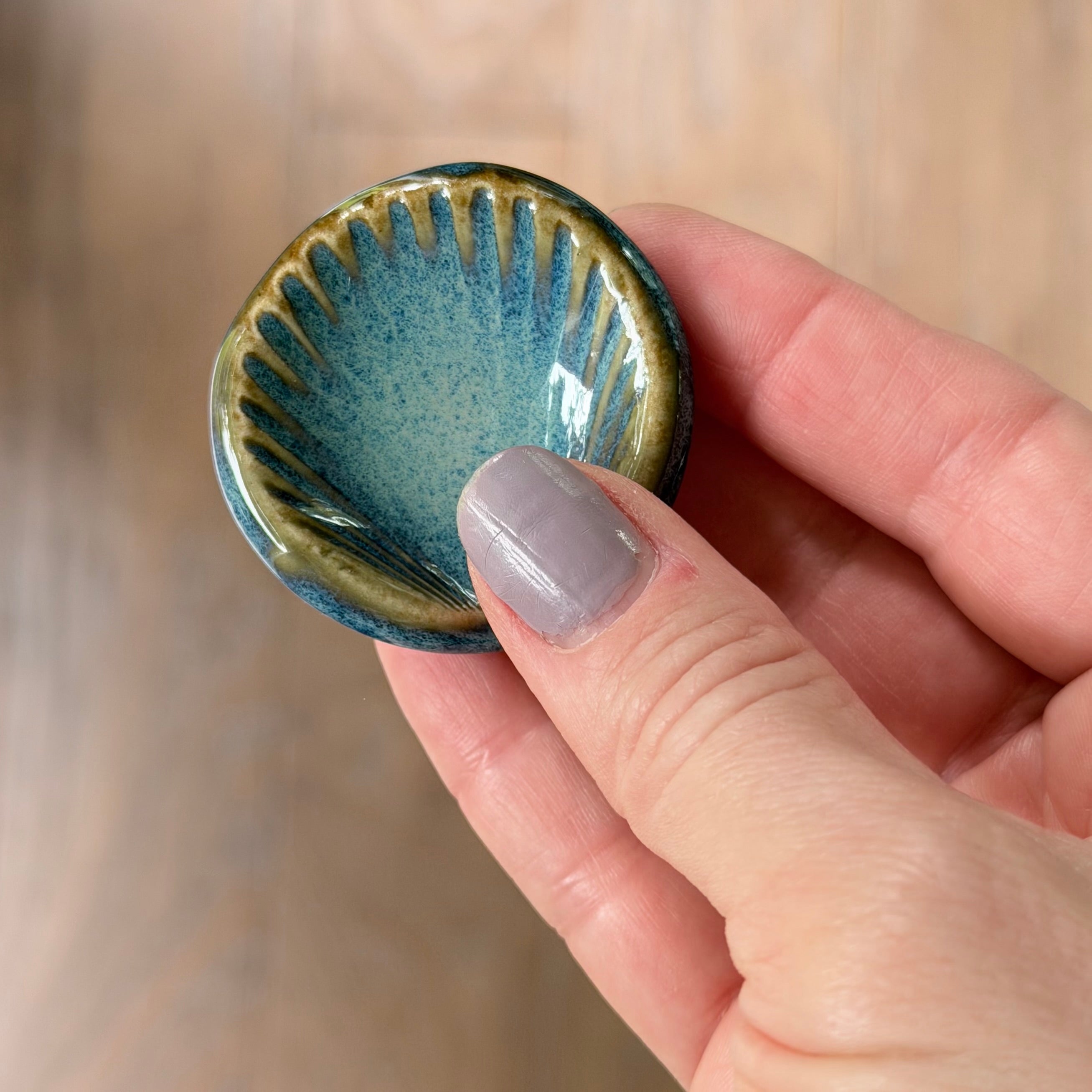 Worry Stone - Shell - Blue