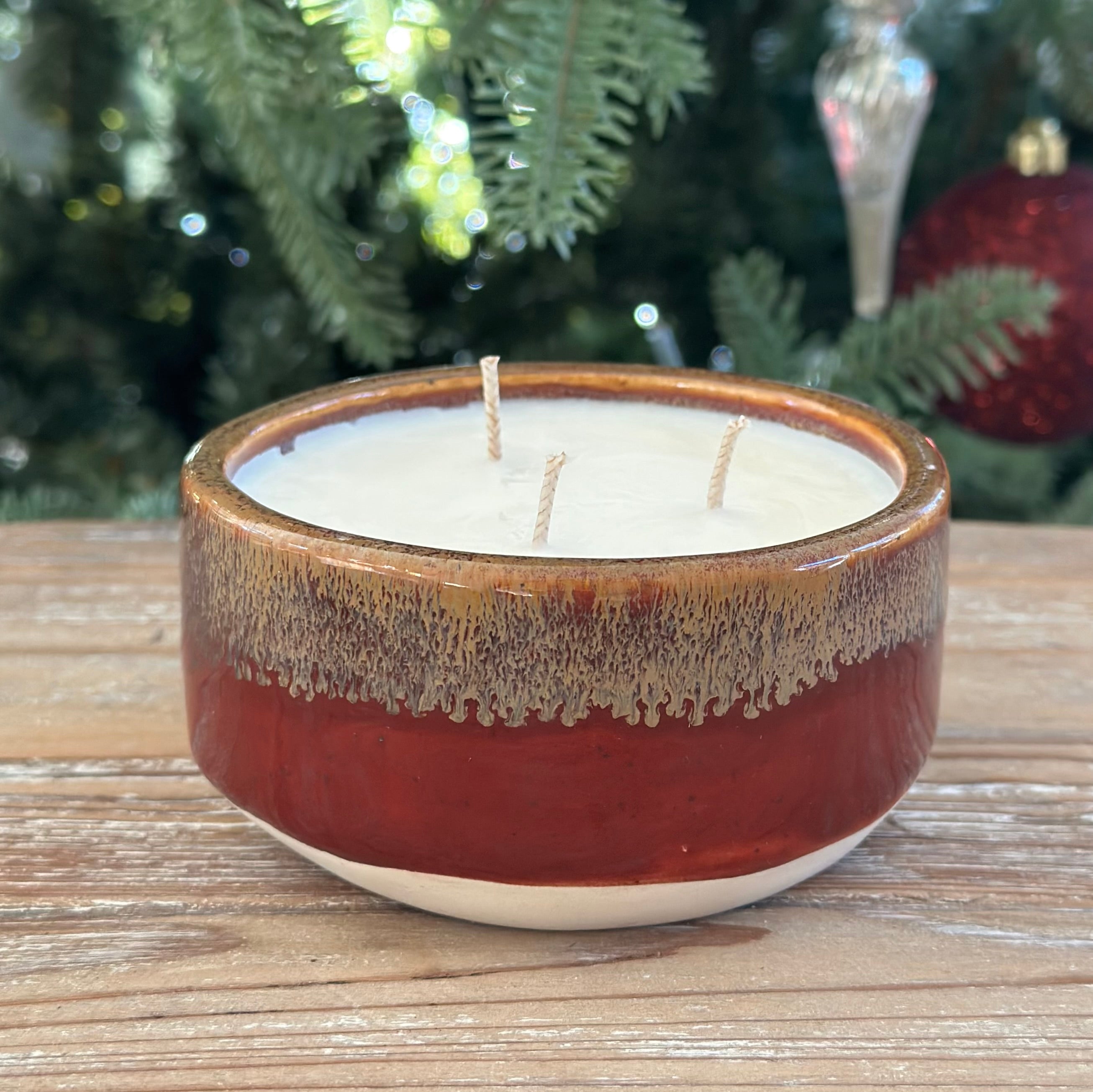 Heart Warmer Candle: Crimson Cozy, Yuletide 8 oz.